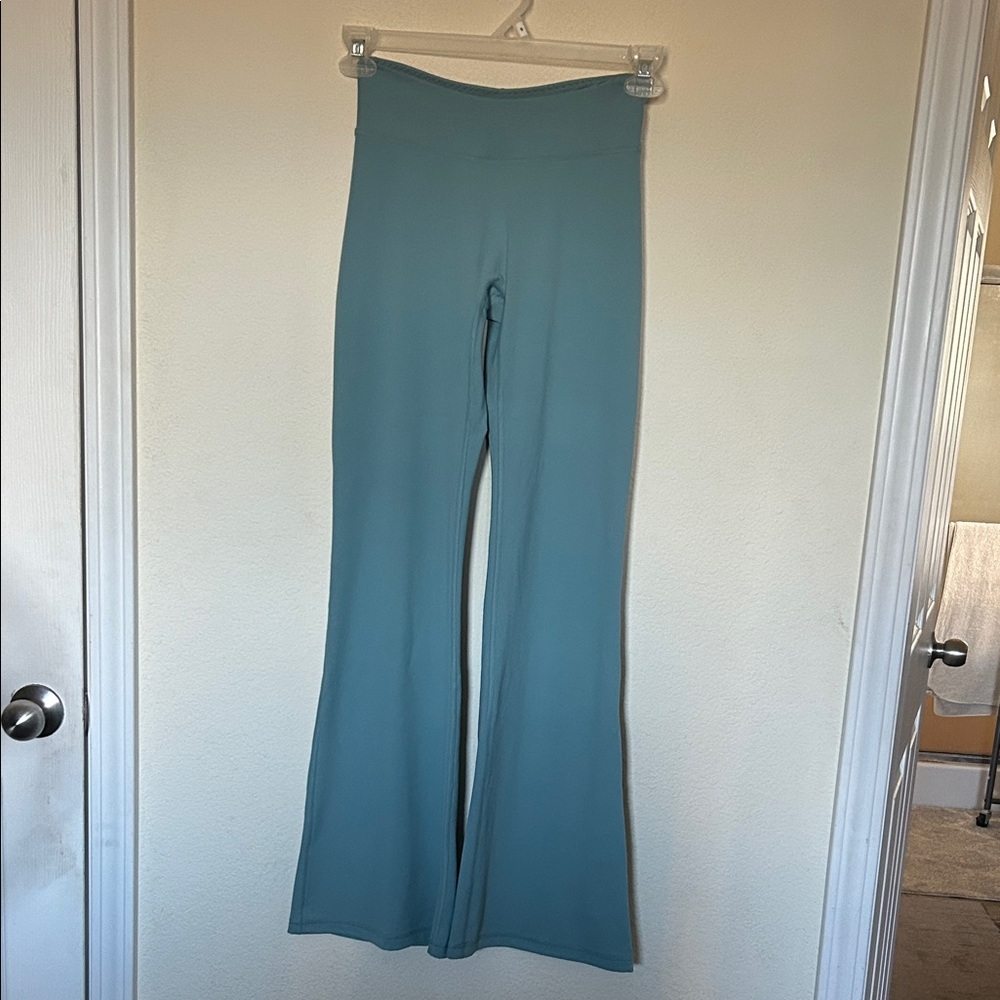 PINK Victoria's Secret Relay Ruched Leggings - NWOT